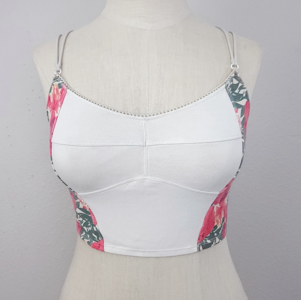 Free People Floral Crop Top MEDIUM White Pink Boho Intimately Free Cropped Tank